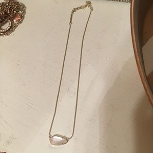 Kendra Scott necklace